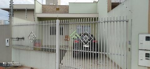 Casa à venda em Londrina, Coliseu, com 3 quartos, com 76 m²