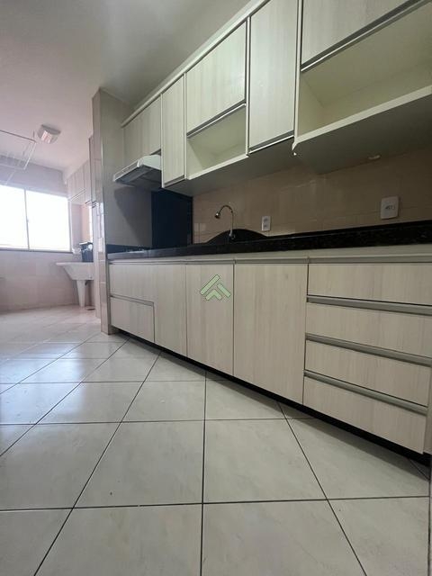 Apartamento à venda em Londrina, Jardim Adriana I, com 3 quartos, com 117.38 m²