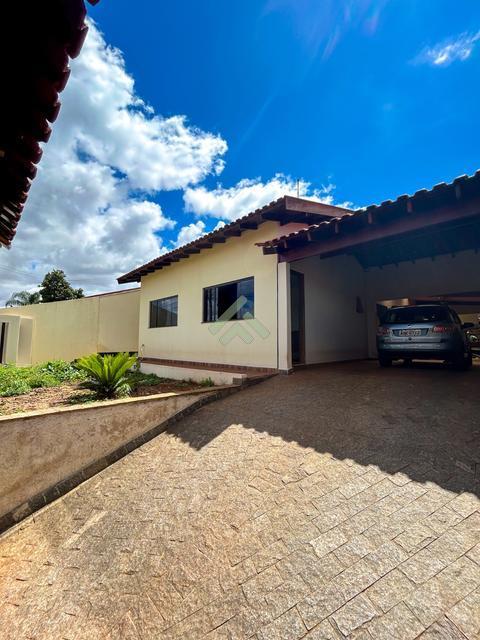 Casa à venda no Colúmbia em Londrina